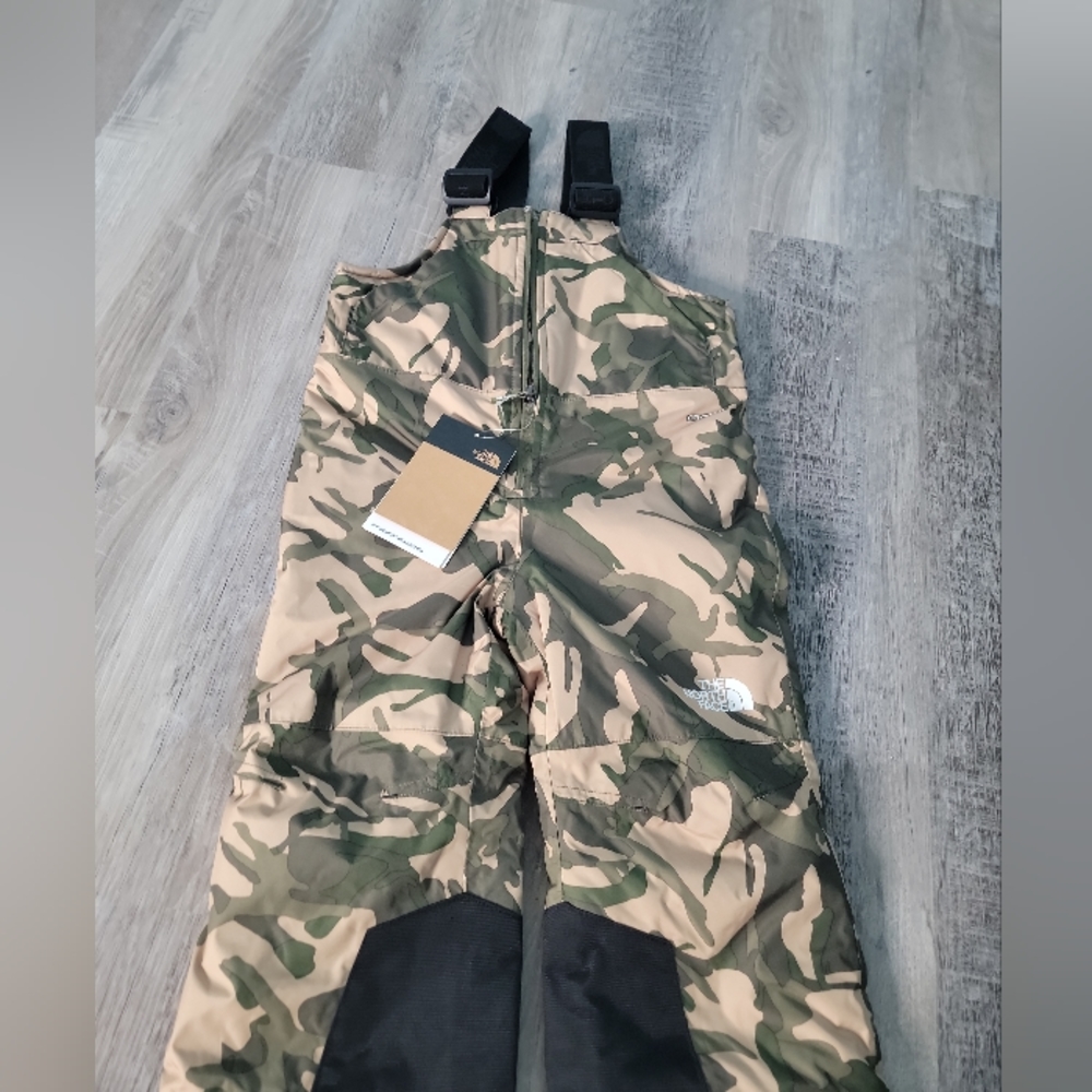 The North Face Toddler Insulated Snow Bib 2t 3t 4 5t Snowquest $99 Camo Boy Girl